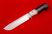 Нож Боец изготовлен из высококачественной стали 110Х18МШД, акрил, чёрный граб