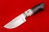 Нож шкуросъёмный изготовлен из высококачественной стали 110Х18МШД, акрил, чёрный граб.