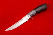 Нож Охотник изготовлен из высококачественной стали 110Х18МШД, акрил, чёрный граб
