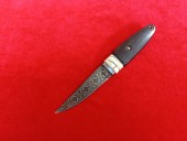 Нож Засапожный - 2 (Сложный мозаичный Дамасск (пакет сталей клинка: ШХ15+М76Т+Никель); больстер - Тимаскус; рукоять - стабилизированные зуб мамонта и черный граб)