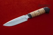 Нож Хищник изготовлен из высококачественной стали 95Х18, береста, чёрный граб 